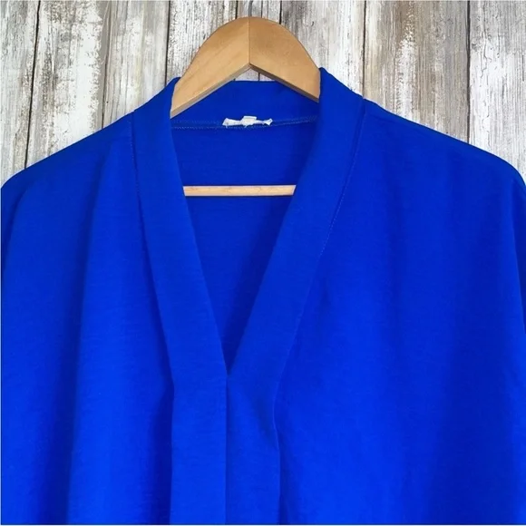 Jodifl Solid Blue Blouse - Picture 2 of 4